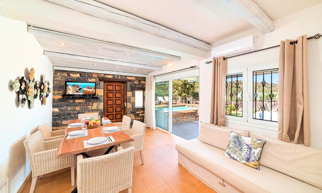 Cretan Lodge Heated Pool Ágios Nikólaos Екстериор снимка